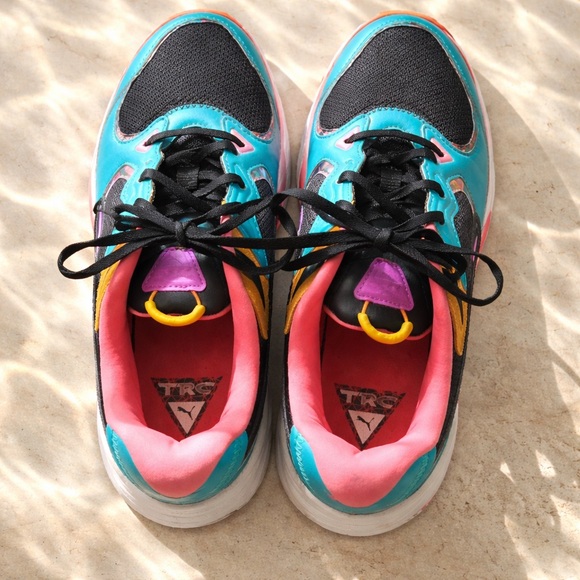 Puma TRC Black and Teal Womens Sneakers - Picture 3 of 7